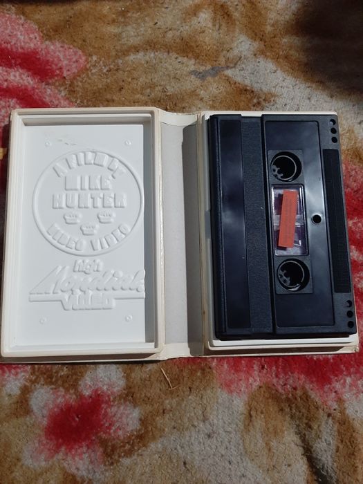 Vând casete video 2000 în stare bună