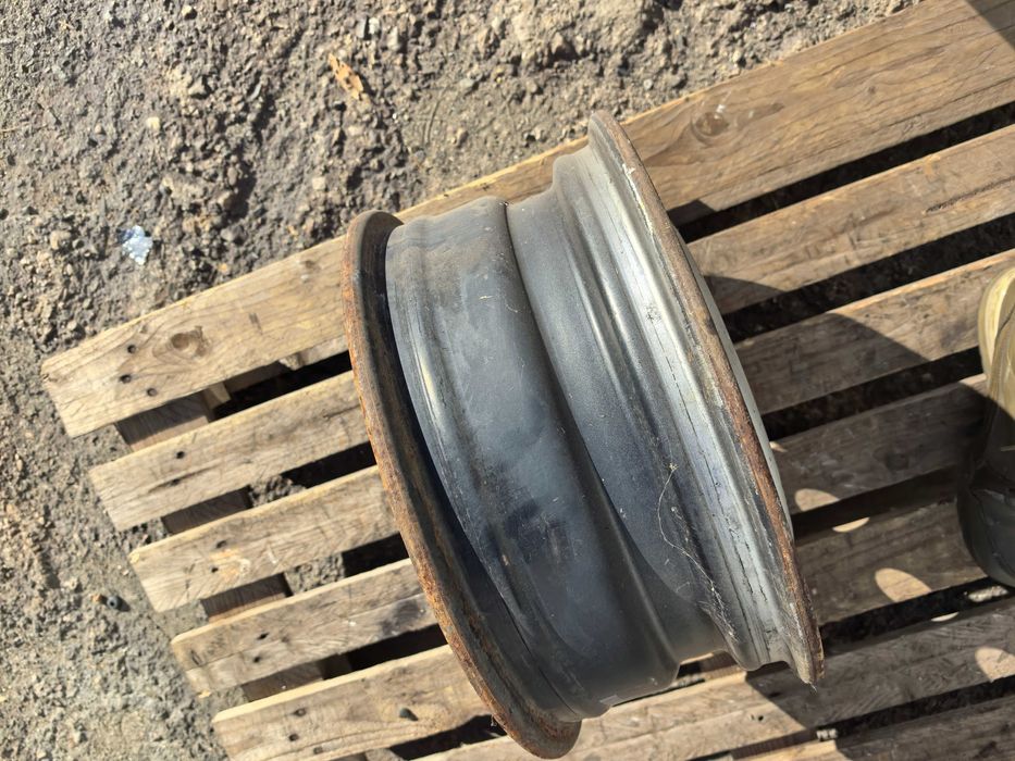 15 цола 5 х 130 мм Мерцедес Спринтер / ФВ Ел Те - 6 Инча / ЕТ 75