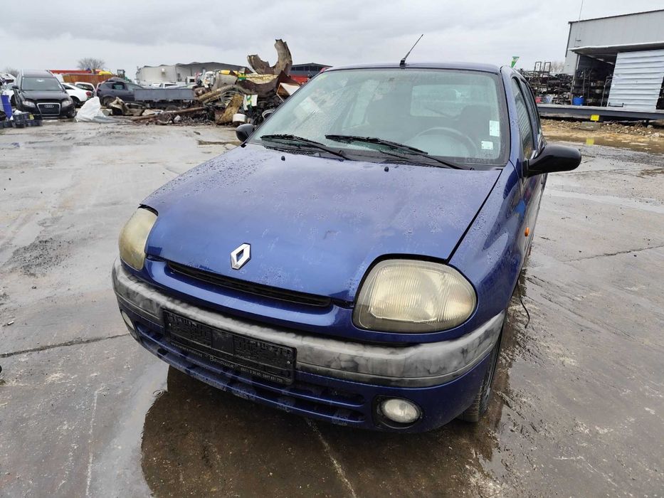 Renault Clio 1.2 - 58к.с - 1999г. на части