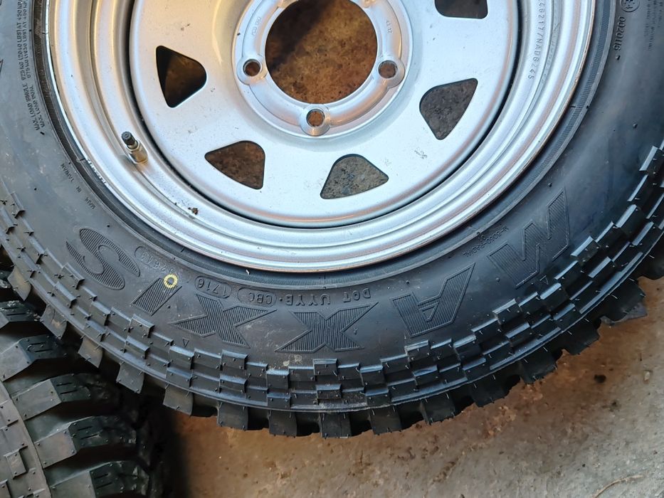 Roti, anvelope Suzuki jimny lada niva..