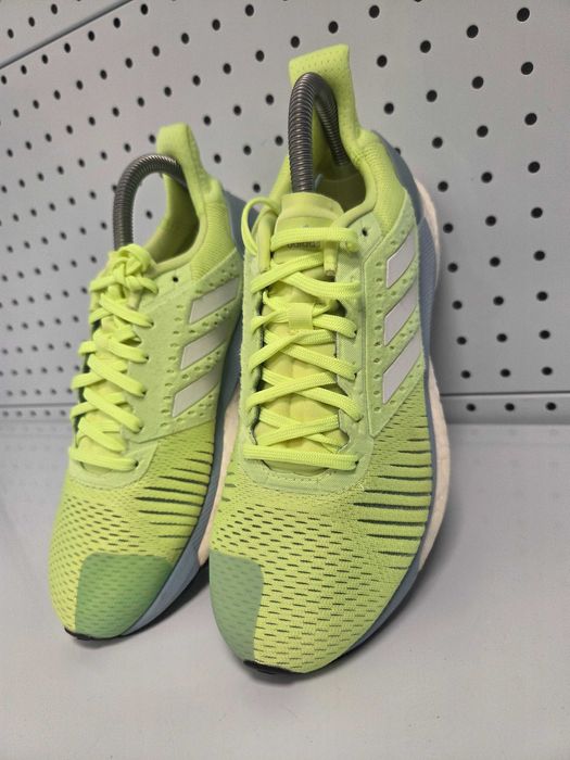 Оригинални дамски маратонки- adidas Solar Glide