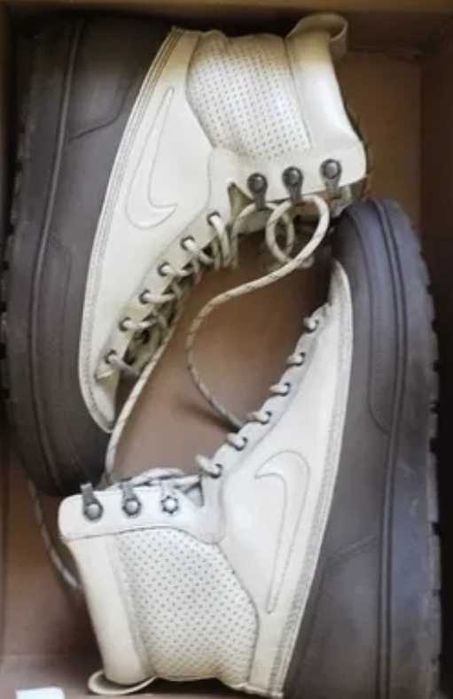 Nike Tych Mid marimea 37.5