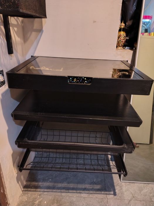 Продам комплект гардеробный