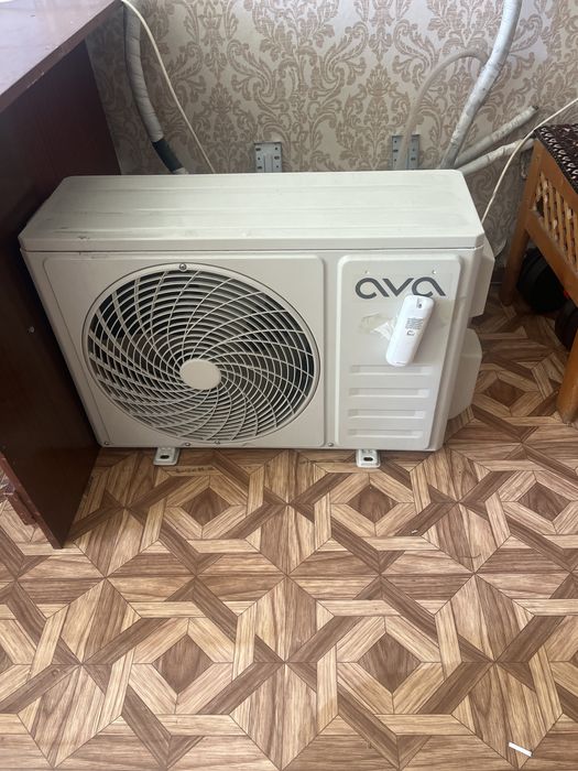 Кондиционер AVA ACTN-12TG белый