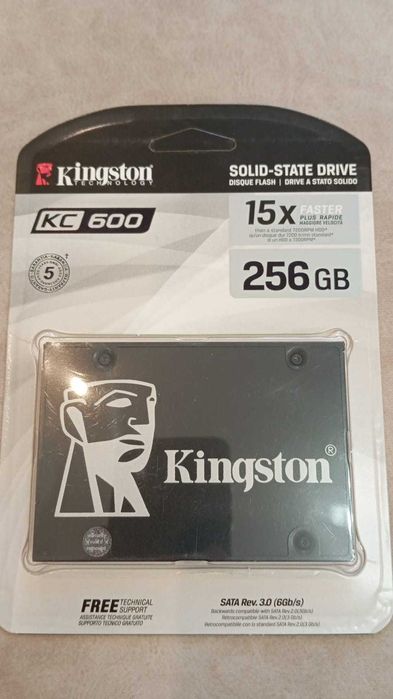 SSD диск Kingston 256Gb