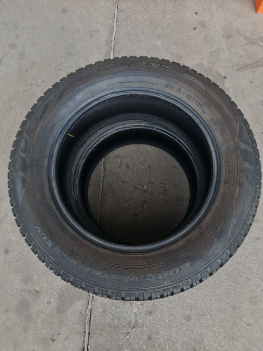 Зимни гуми 2 броя FALKEN EuroWinter HS01 Suv 235 60 R17 дот 3621