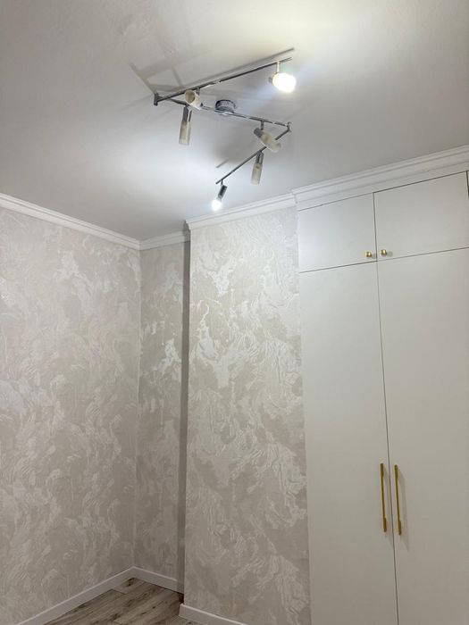 продам 3х ком. кв.в 10мкр д.41