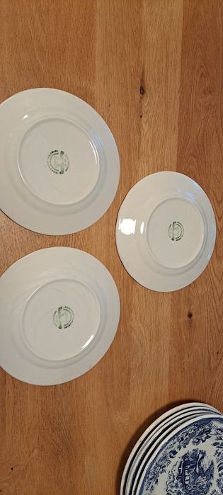 Portelan englezesc Ironstone 3 farfurii desert