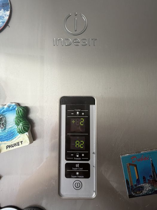 Холодилтник Indesit