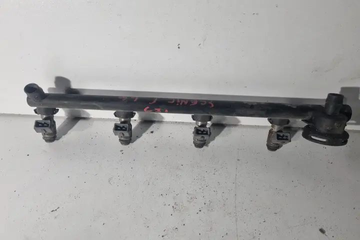 Rampa injectoare Renault Scenic 2000 1.6 16v MT (107 hp)