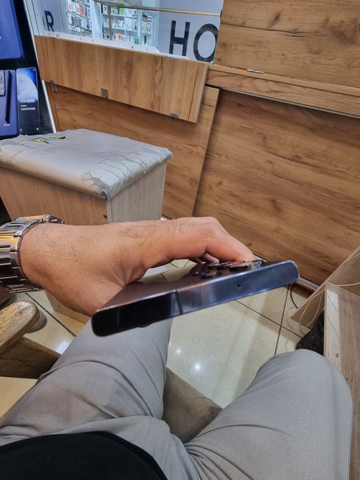 Samsung S23 Ultra vetnam 2 simlik  srochno arzonva bervoraman.