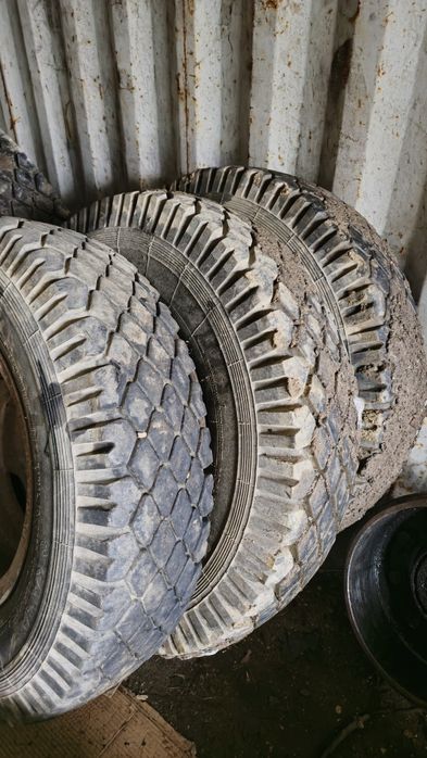 Шины с дисками нам Камаз