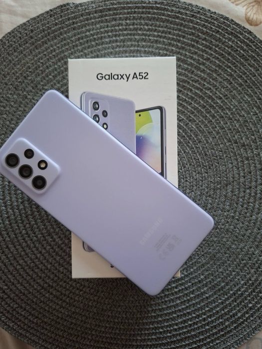 Продавам  Samsung A52