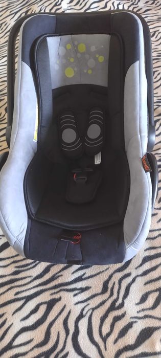 Детско столче/кошница за кола Lorelli  + седалка за кола Lorelli