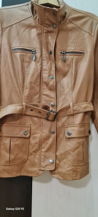 Дамско кожено яке