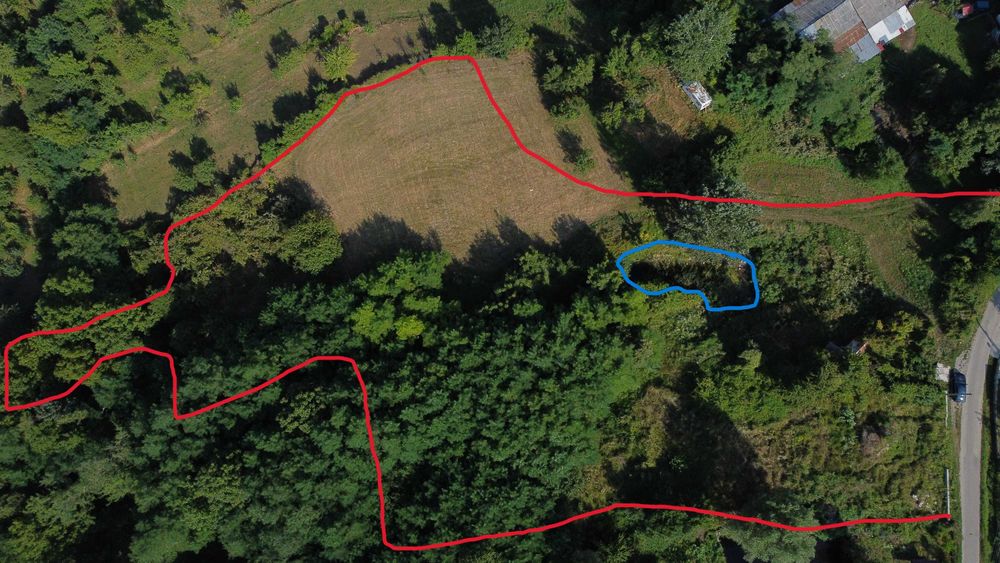 Teren intravilan 3000–9000 mp cu iaz, curent, apă – Vâlcea
