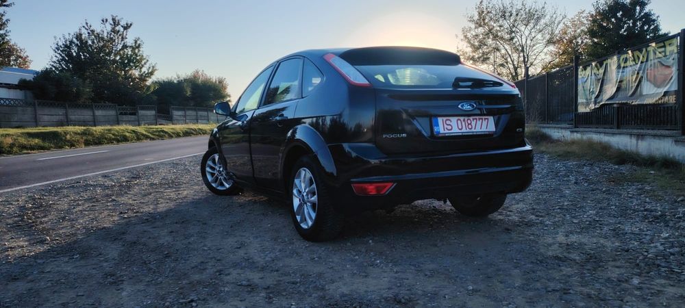 FORD Focus 2010 — imagine 1
