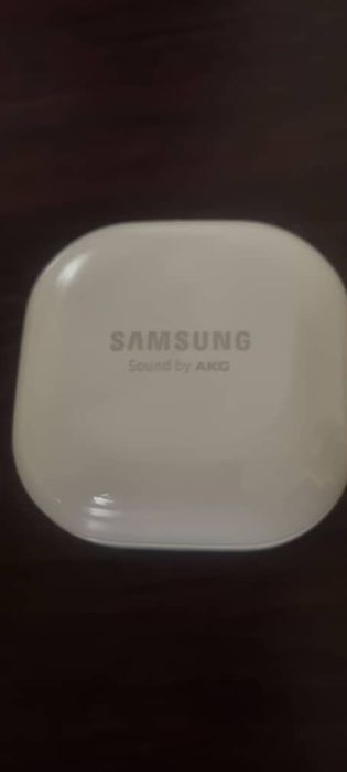 Беспроводной наушник самсунг галакси