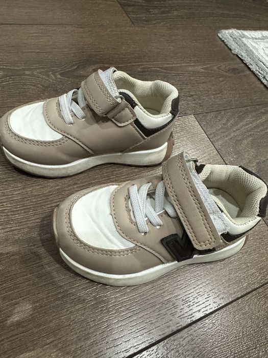 Продам детские вещи