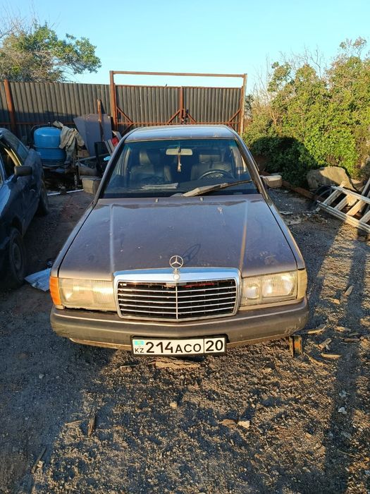 Продам Мерседес бенс 190