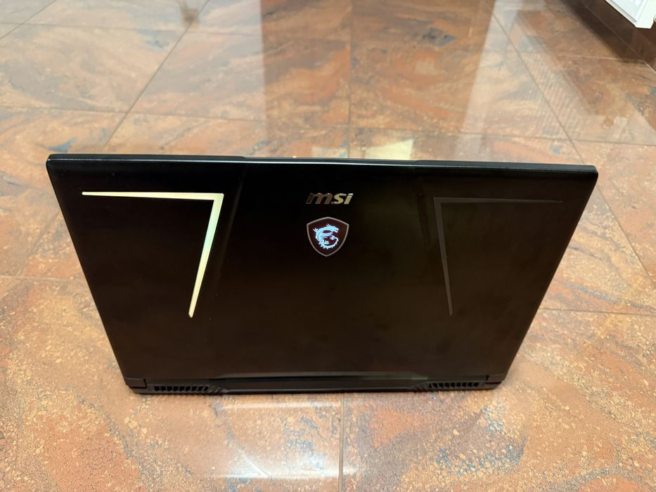 Laptop Gaming MSI RAIDER GE73 RGB 8RF