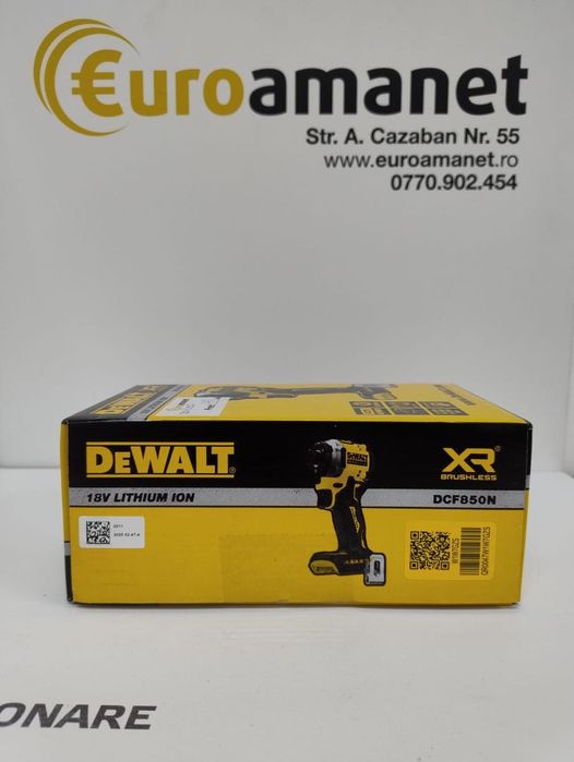 Masina de insurubat cu impact compacta pe acumulator DeWALT -I-