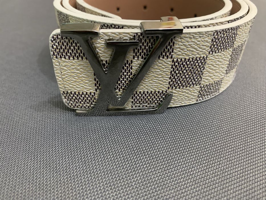 Curea louis Vuitton noua