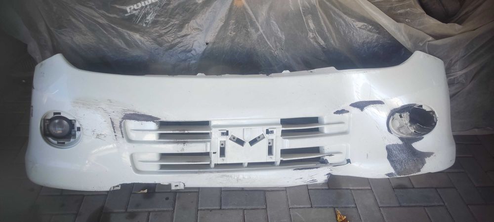 Бампер на ниссан эльгрант