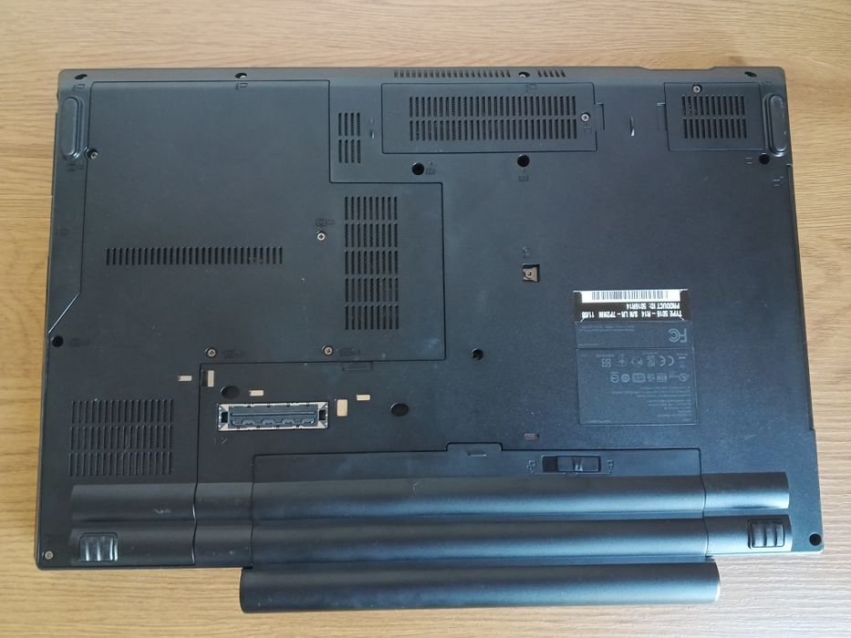 Мощен ThinkPad L520 | Четириядрен i7 | Max RAM | Нова чанта + Зарядно