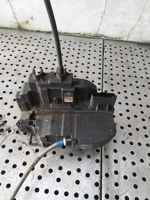 Broasca usa dreapta fata nissan qashqai j10