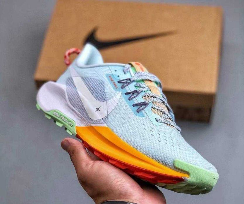 Нови дамски маратонки Nike Pegasus trail 5 размери 37 и 38