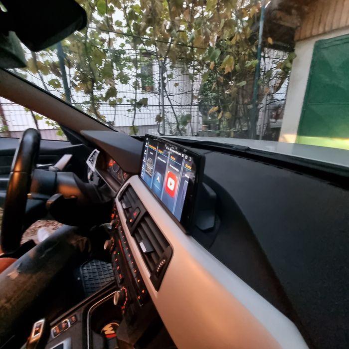 Navigatie android BMW F30 Carplay Waze YouTube GPS