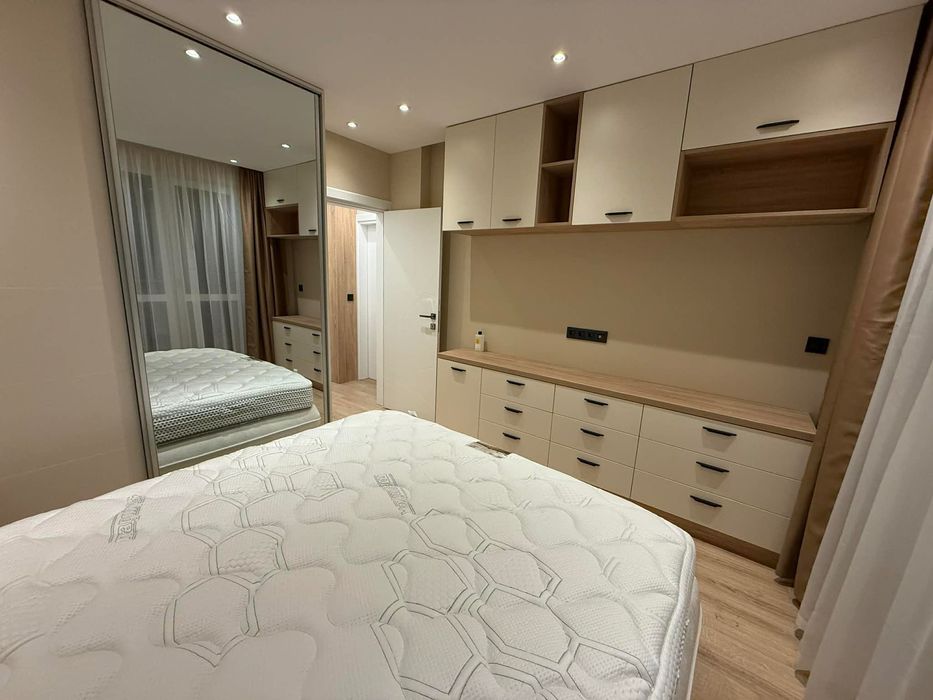 Продава се Тристаен апартамент в Варна, Младост 1 - 84 кв.м за 1458 €/кв.м - Снимка #8