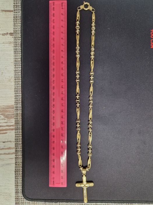 Златен синджир с кръст 14 карата