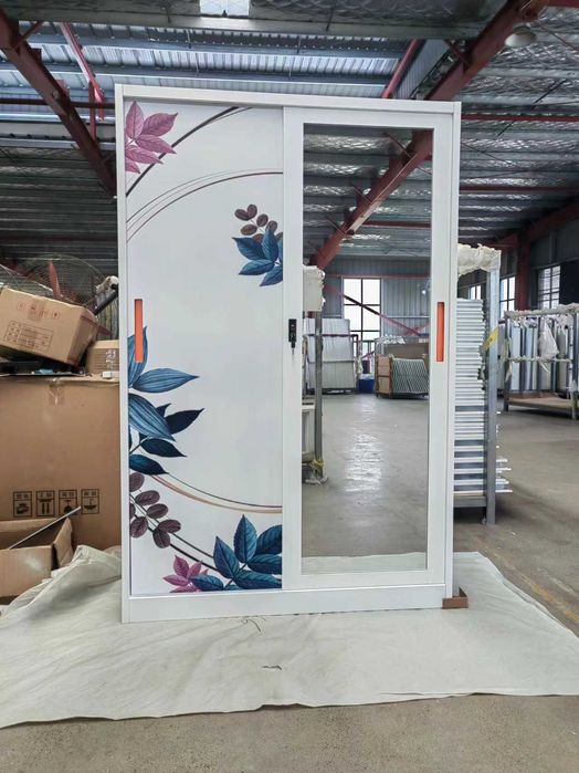 Шкаф для одежды, раздвижные двери с зеркалом/ шкаф с сейфом