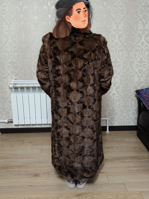 Продаётся норковая шуба. Размер 54-56