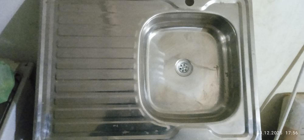 Раковина с тумбой