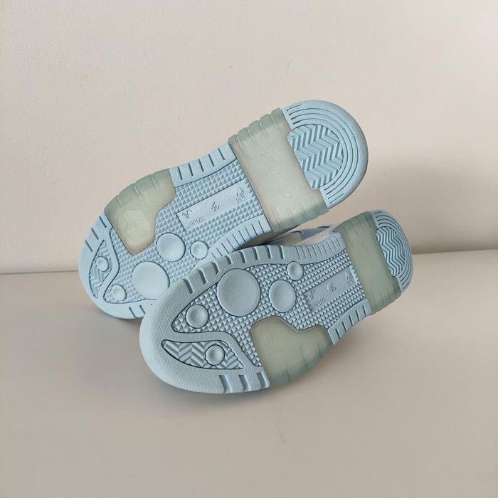 Маратонки off white