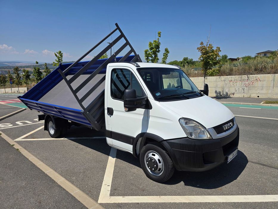 Iveco daily basculabil 50c15. 35c15. 35c18. 70c.  65c. Mercedes