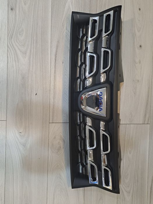 Vand grila Dacia Duster 2014 2017