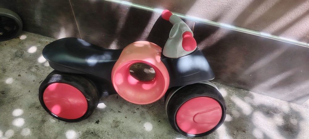 Bicicleta fara pedale tip motocicleta, imaginarium