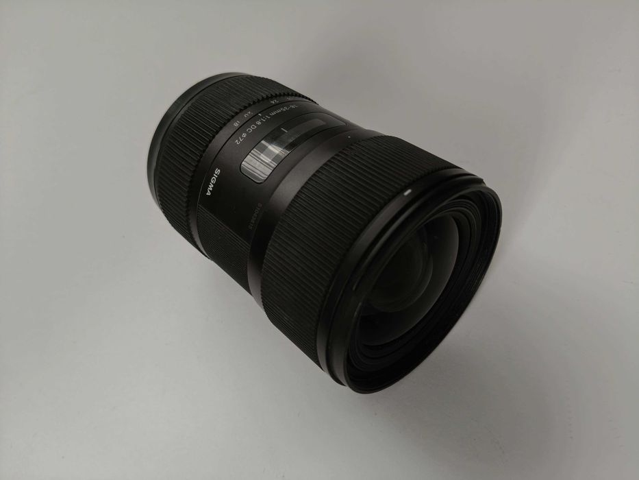 Sigma Art 18-35mm f1.8 DX pentru Nikon