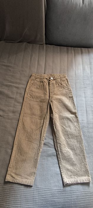 Pantaloni baieti 9-10 ani