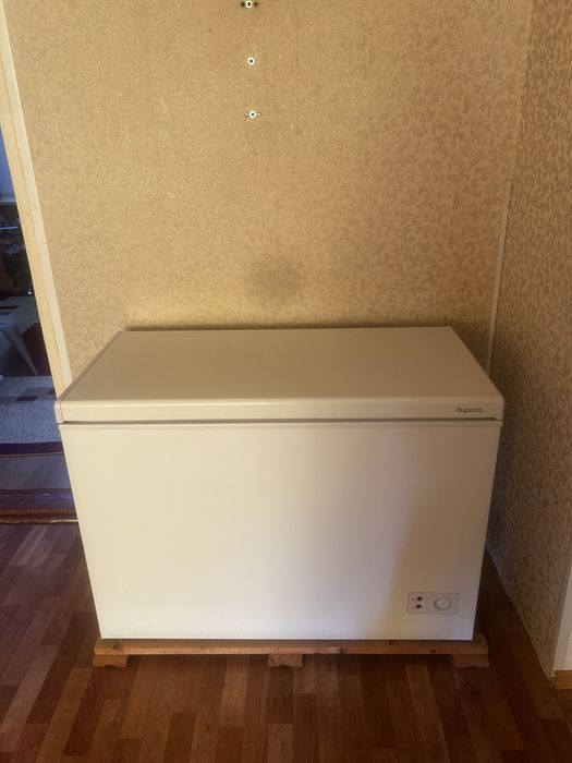 Продам морозильник