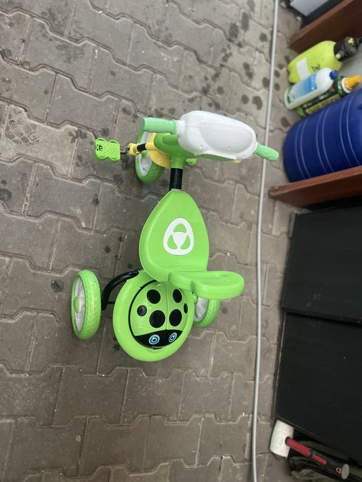 Tricicleta cu muzica copii