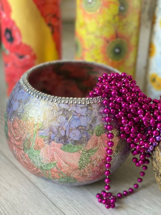 Продаются стеклянные Вазы