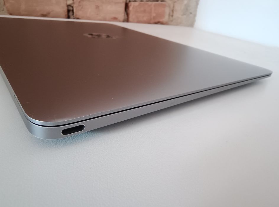 Macbook 12" 2017 A1534