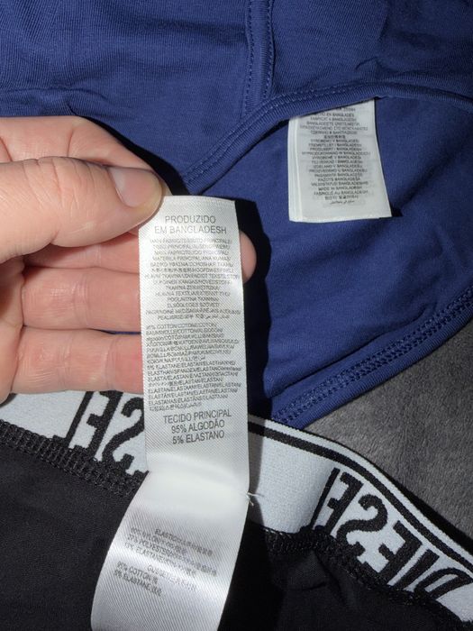 Diesel set 3 chiloti bleumarin-negru-rosu marimea M noi originali