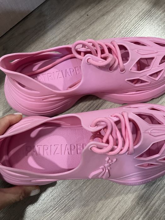 Нови сникърси Patrizia Pepe