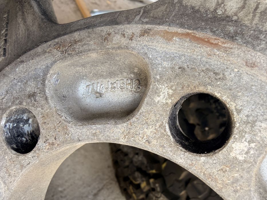 31х10.5/R15 Maxxis с джанти